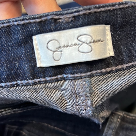 Jessica Simpson high rise skinny dark wash jean size 8 - Picture 4 of 7